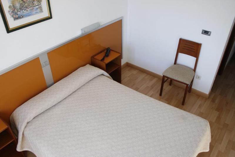 Hostal Liste Station 拉科鲁尼亚 外观 照片